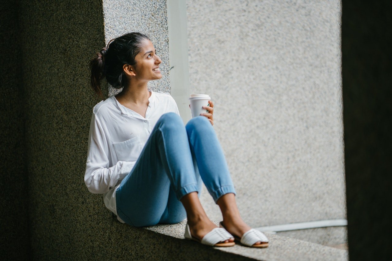 Meisje met koffie